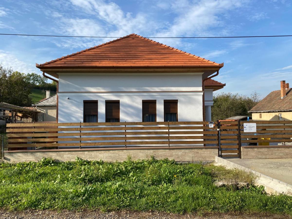 Lukacs Vendeghaz Otel Erdohorvati Dış mekan fotoğraf