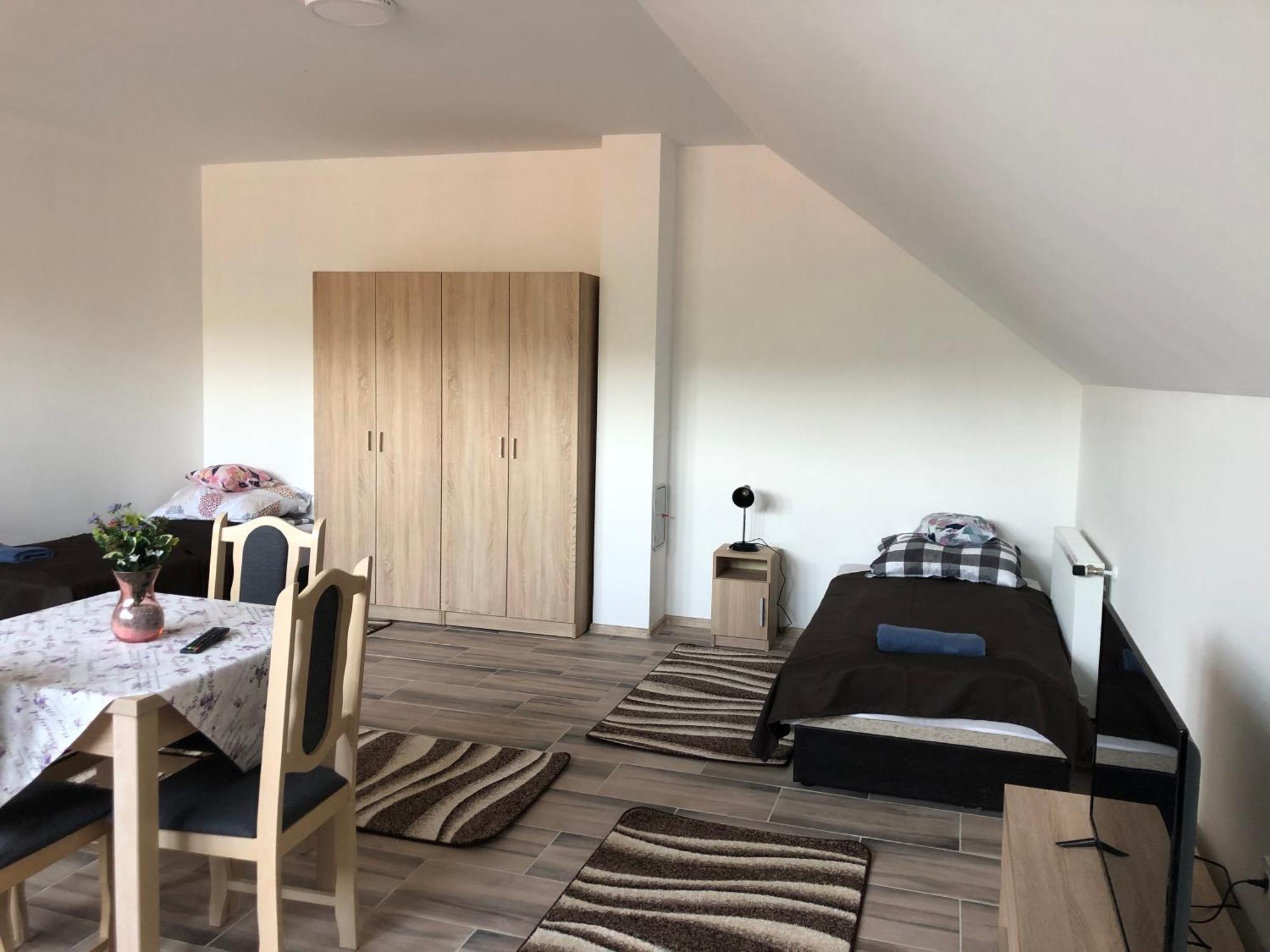 Lukacs Vendeghaz Otel Erdohorvati Oda fotoğraf